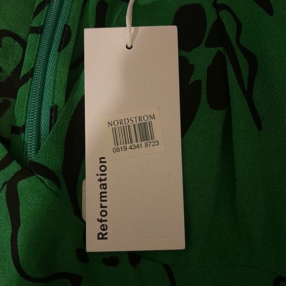 Reformation kacey Carrie dress - Picture 3 of 4